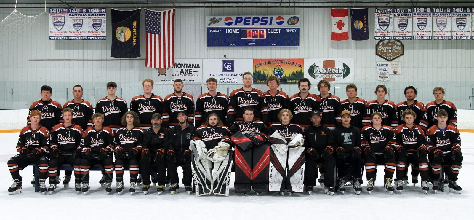  The 2024-2024 Montana Tech Hockey Team 